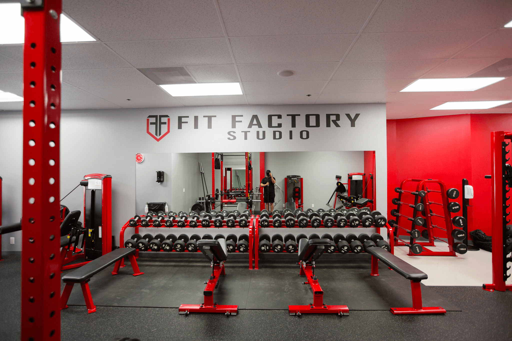 https://fitfactorystudio.com/wp-content/themes/FitFactory/img/tour/tour-12.png